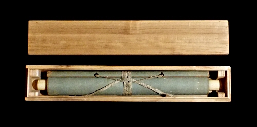 In Makimono Wooden Box