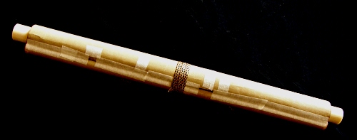 The top part of the mounting is repaired.