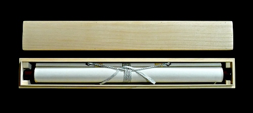 In Kakamono Wooden Box