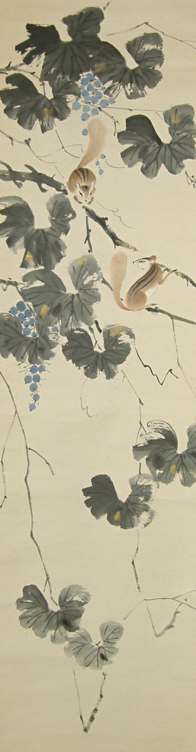 Risu (Squirrel) and Grapes
