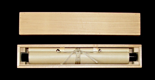 In Kakemono Special Wooden Box
