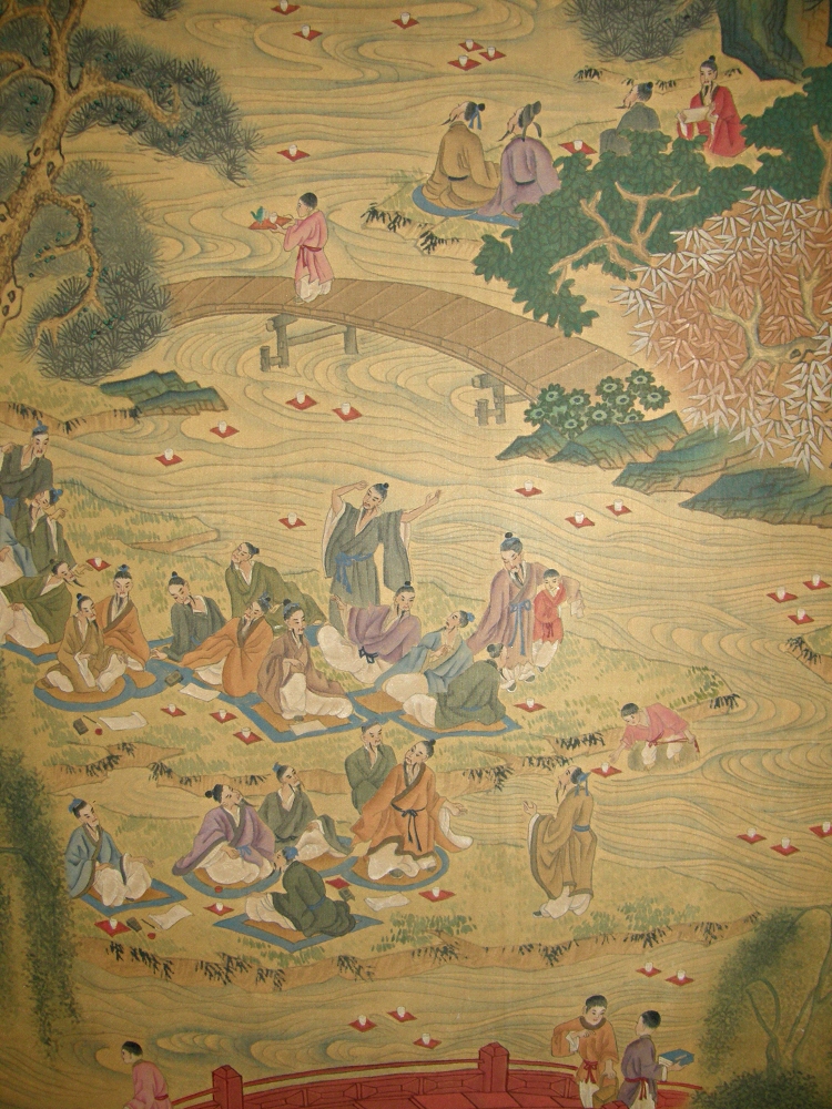 Notables are enjoying the party