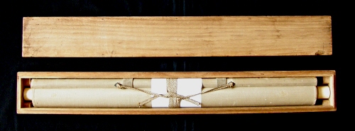 In Wooden Kakemono Box